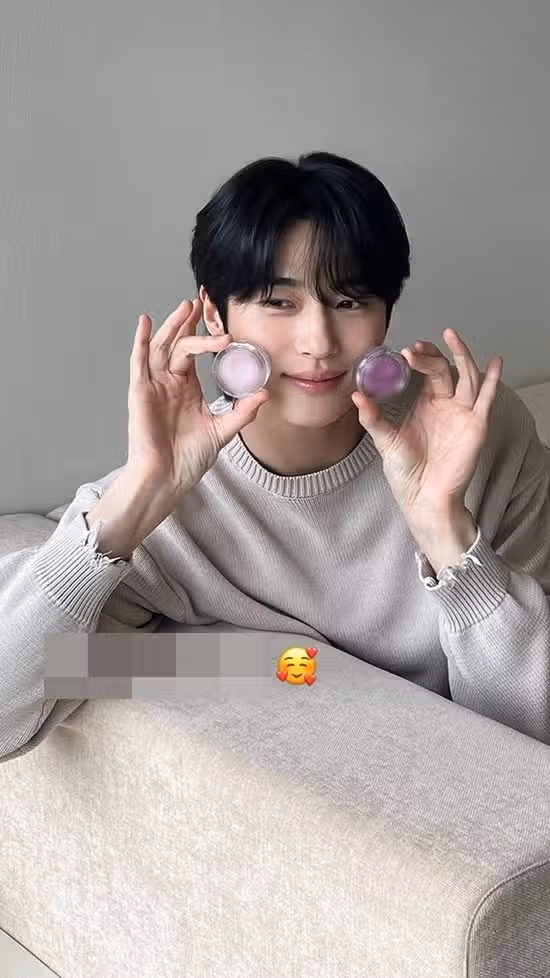 우석님 화장품 광고촬영현장 비하인드 컷 공개!