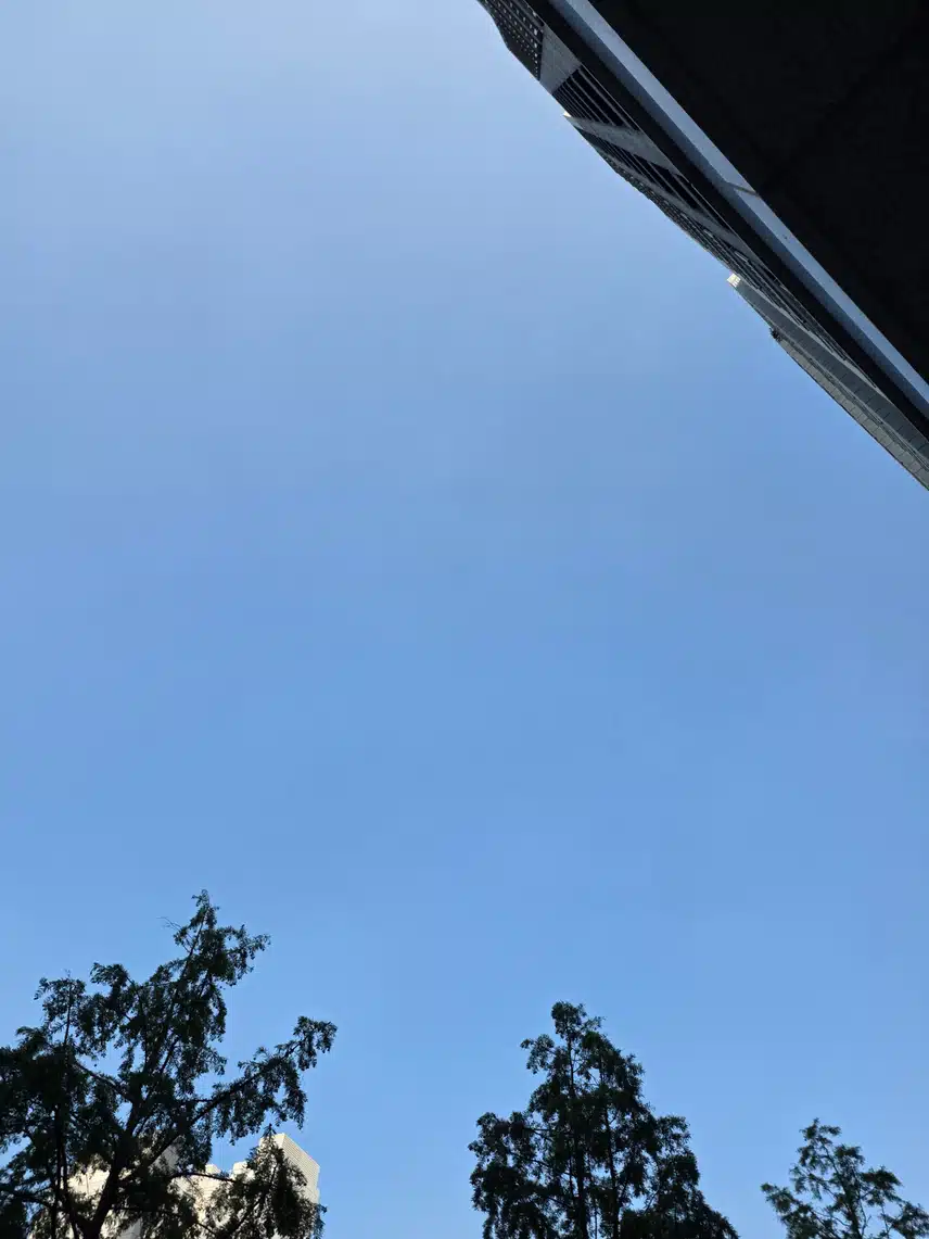 해가 엄청 뜨겁게 🌞