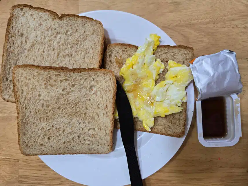 간편 곡물식빵 점심
