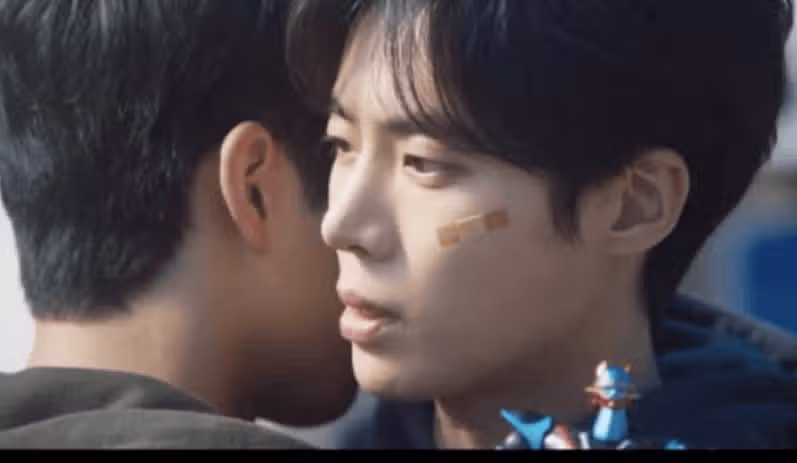 진한 우정이 생겨버린 지호일뿐이죠 