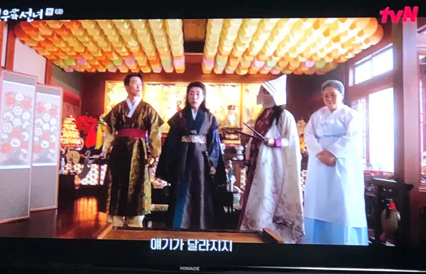 무면귀랑 싸우는거 멋지네요 ^^