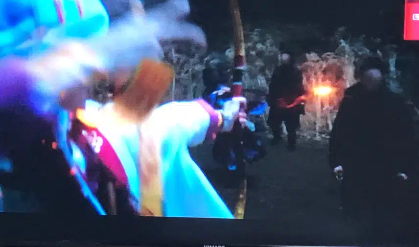 무면귀랑 싸우는거 멋지네요 ^^