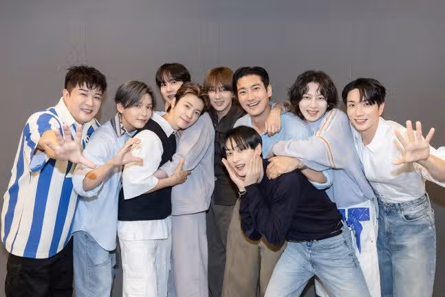 Super Junior, yang telah bersama selama 20 tahun, kembali dengan album ke-12 mereka.