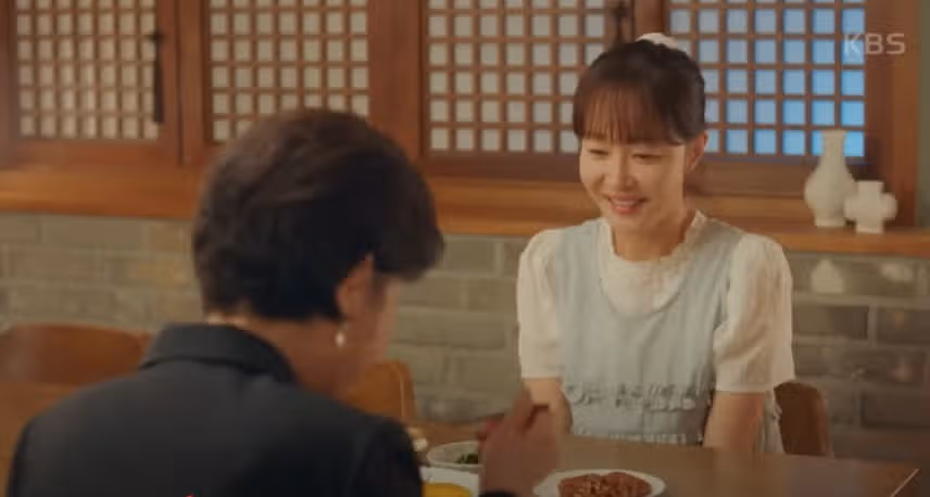 엄지원님이 정말 착하죠. 이 드라마에서는
