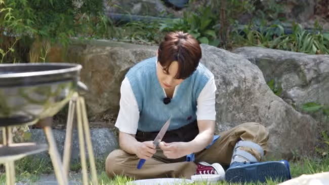 박서진 깁스하고 마늘 까는 거 