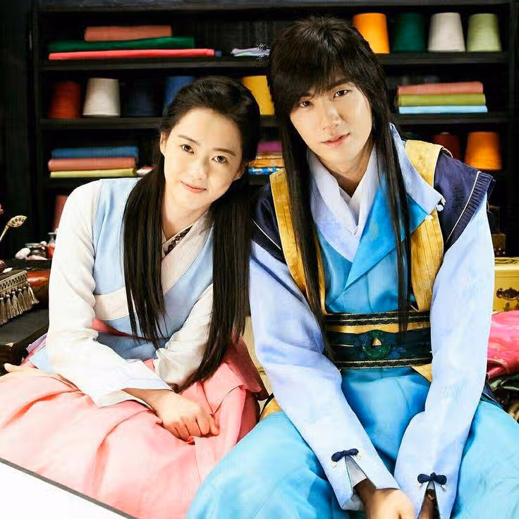 [2025 Latest] Who is Park Hyung Sik's wife? A complete summary of his past love interests and rumors about his Japanese wife!