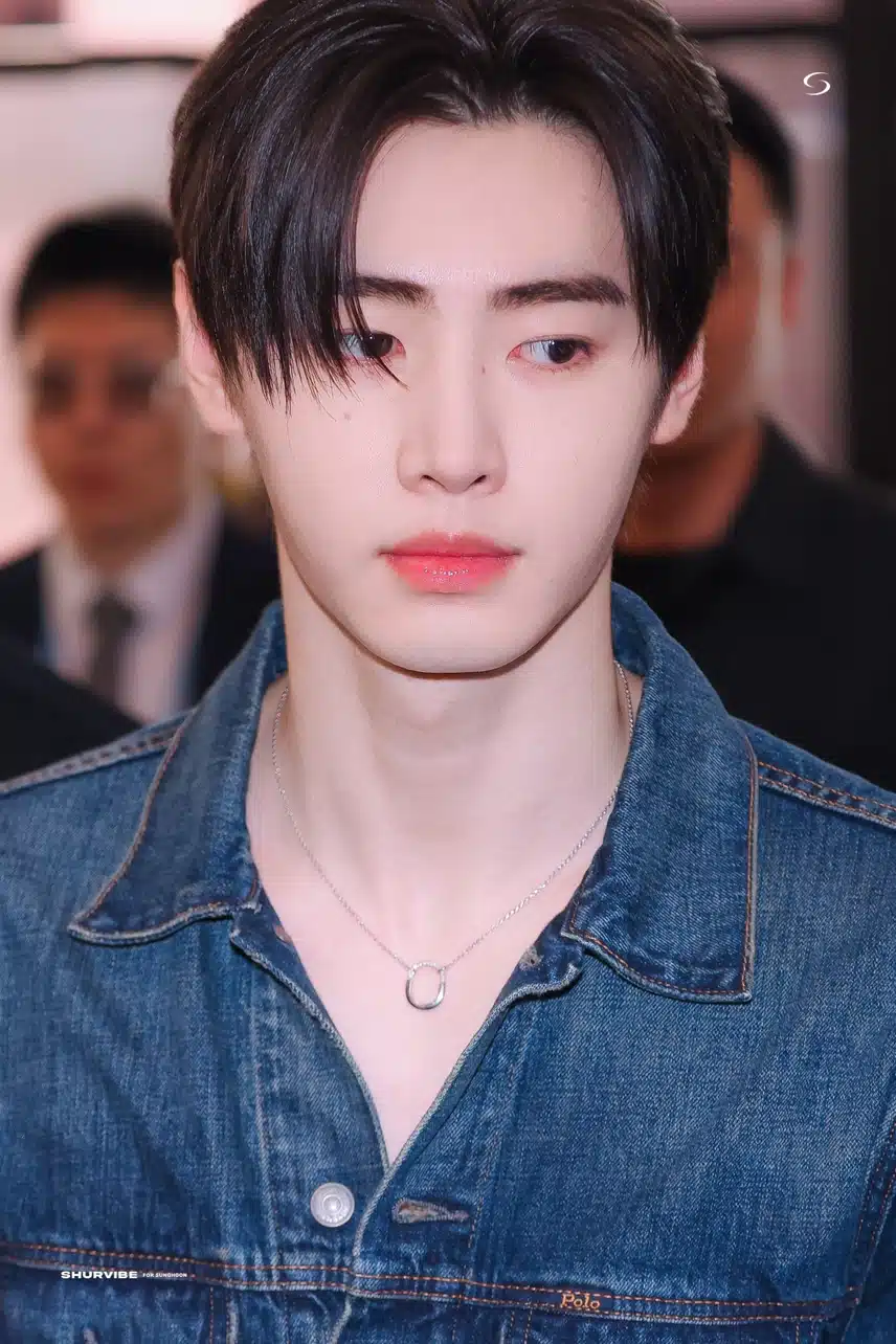 Sung Hoon's visual leaving for Japan today