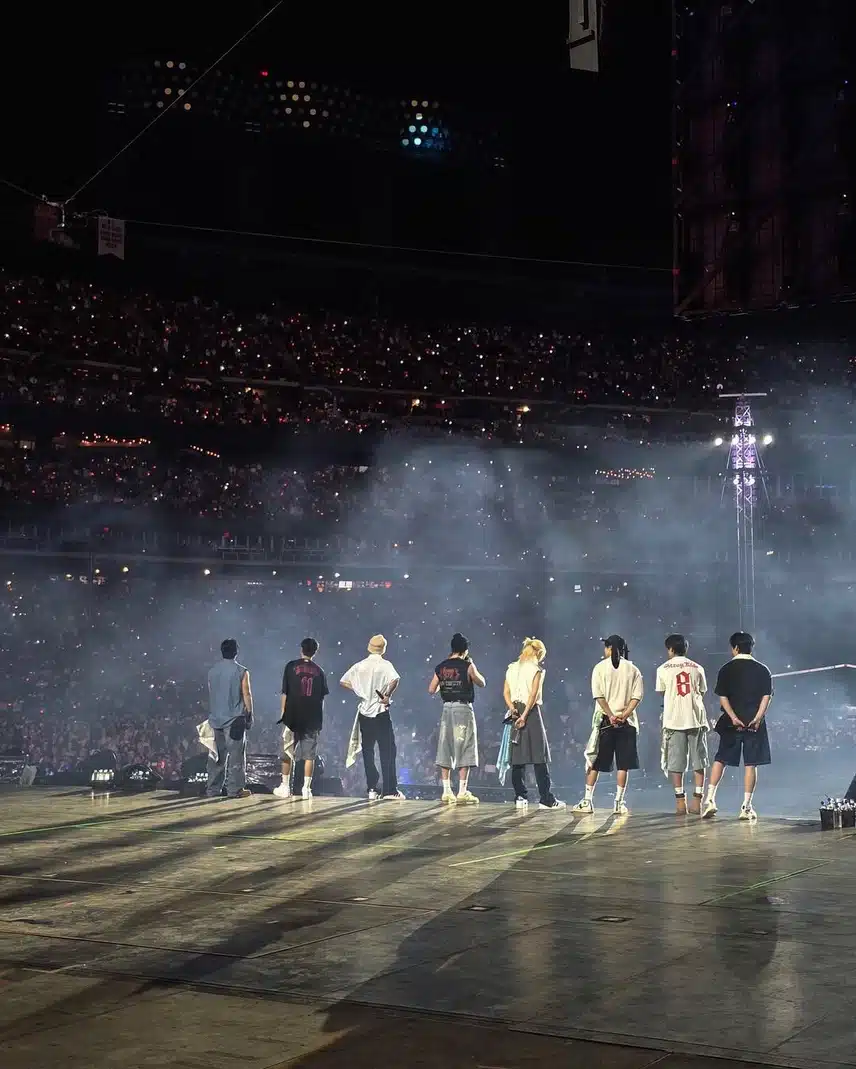 Gli Stray Kids brillano sul palco
