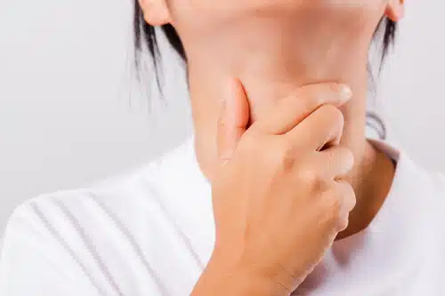 침 삼킬 때 귀 아픔, 약 먹어야 할까? 귀통증·소리·해결법 싹 다 정리