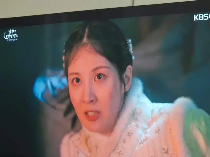 차선책의 위험을 경성군이 다행히 구했네요