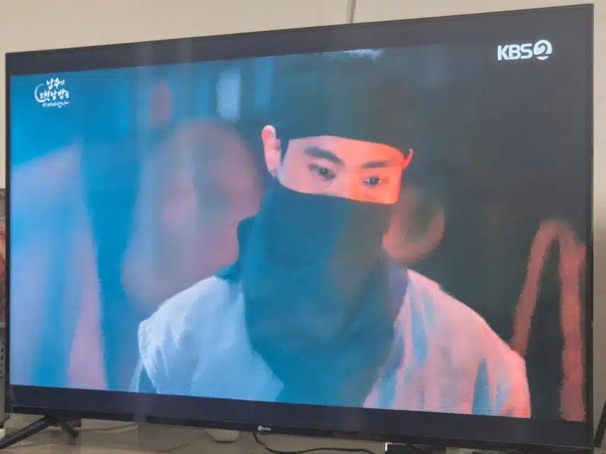 차선책의 위험을 경성군이 다행히 구했네요