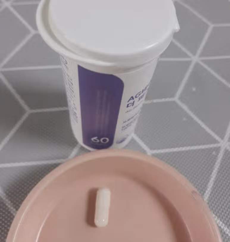 물 마시기 & 유산균 먹기
