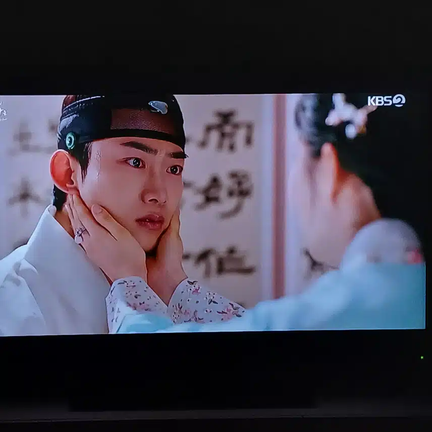 산너머 산인 상황에 둘은 이루어질까요