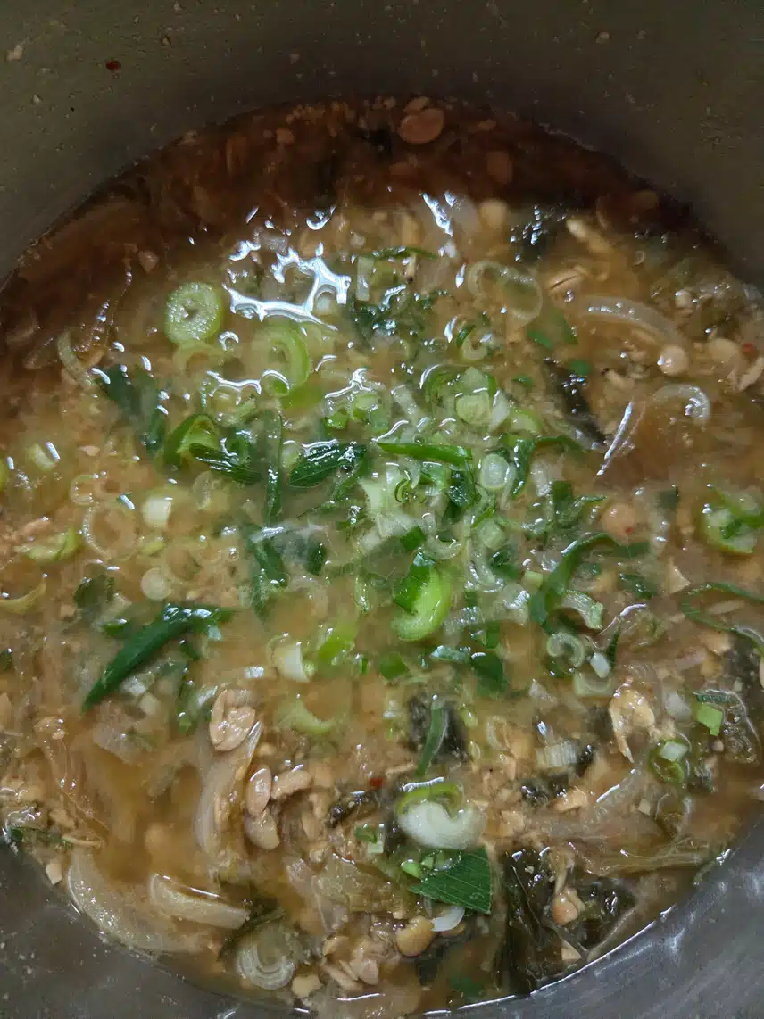 청국장을 끓였어요 