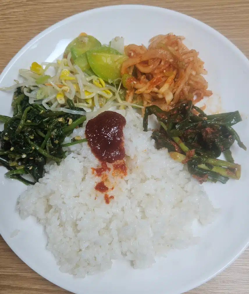 한 접시에 비벼서 🍽