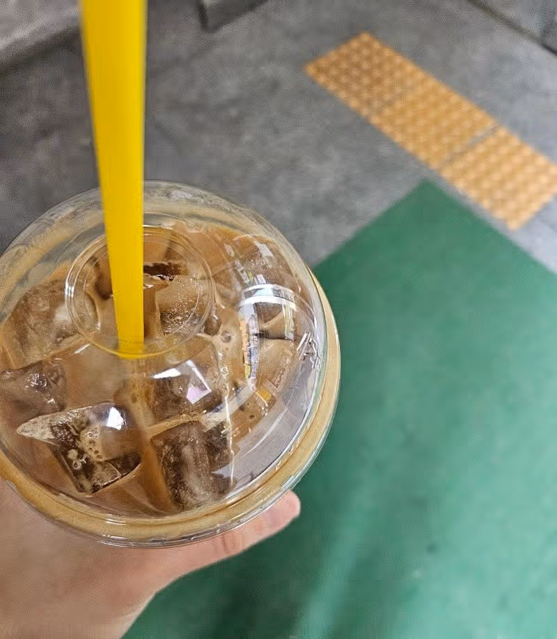 더워서 커피는 필수🤟