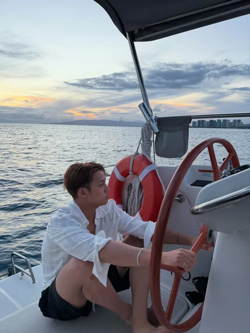 바다를 다양한 방법으로 즐기는 민규 인스타 업 ! 