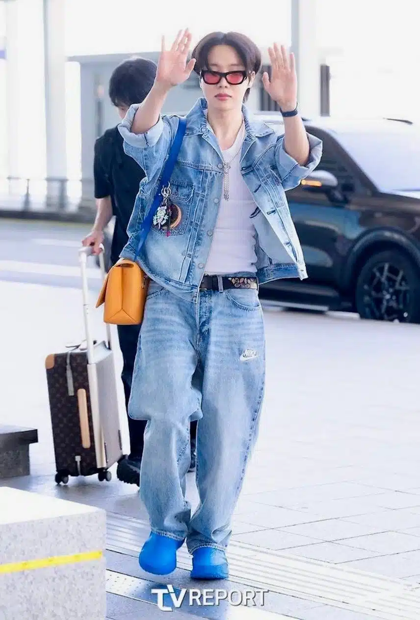 홉님이 입고 나온 리바이스x나이키 옷
