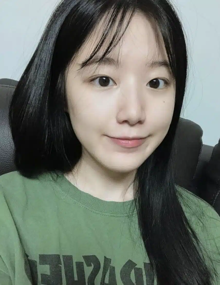 백옥피부 가졌다는 여자 아이들 슈화