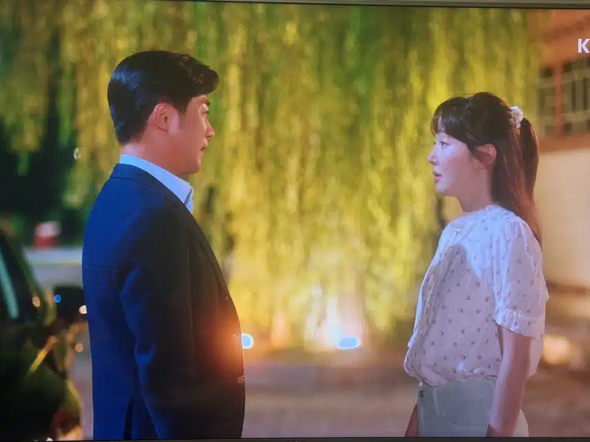 모두의 눈치를 보게되는 세리