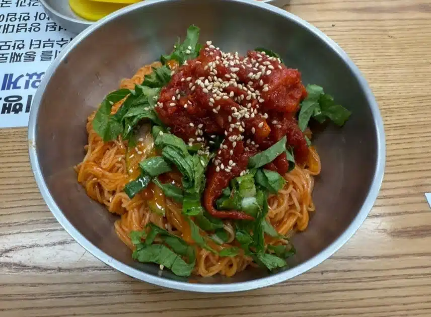 여름에 꼭 먹어야할 명태회 비빔국수 맛집 소개
