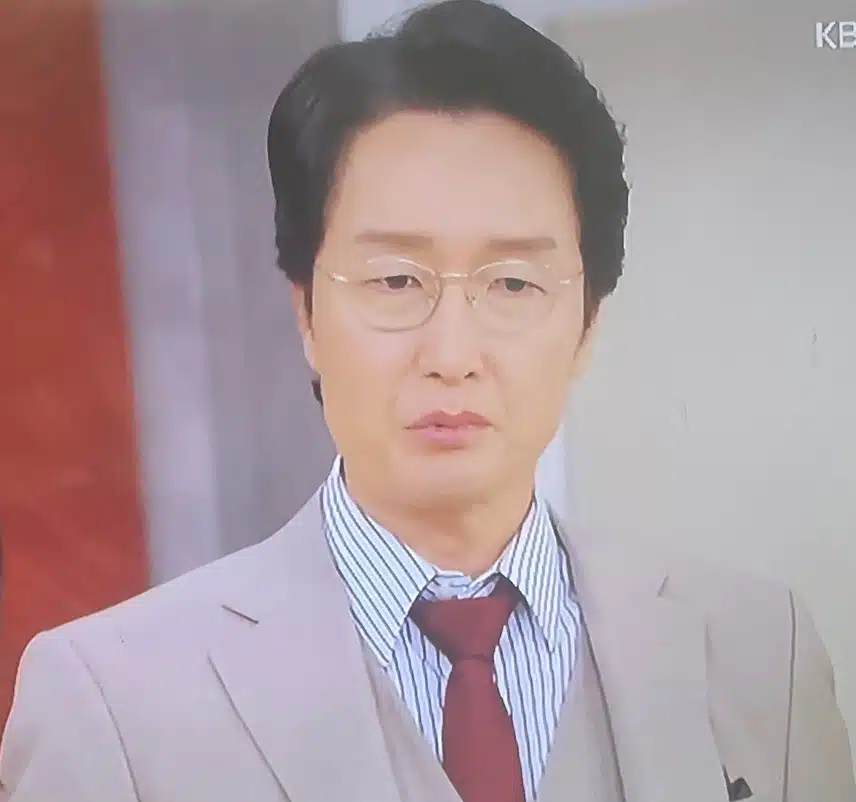 계속 되도 않는 허세를 부리는 독고탁이네여