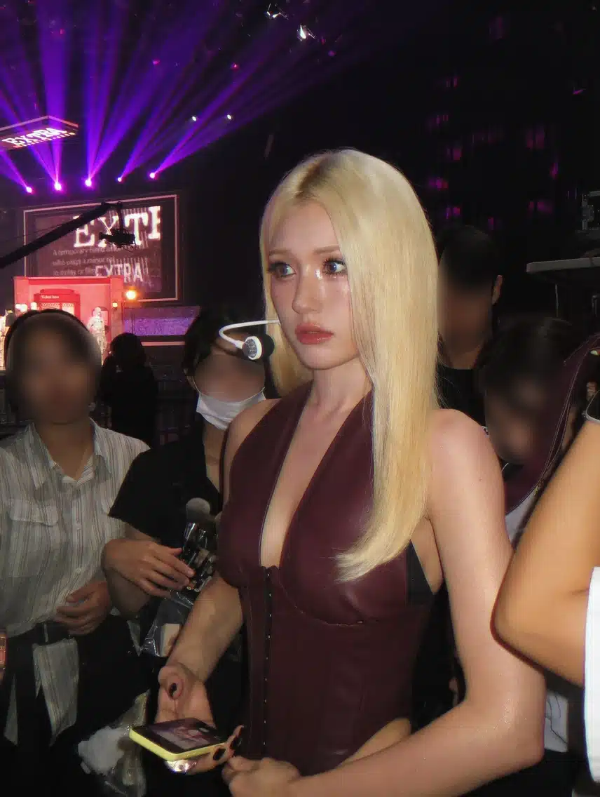 여름 저녁 핫한 기운 느껴지는 전소미 인스타