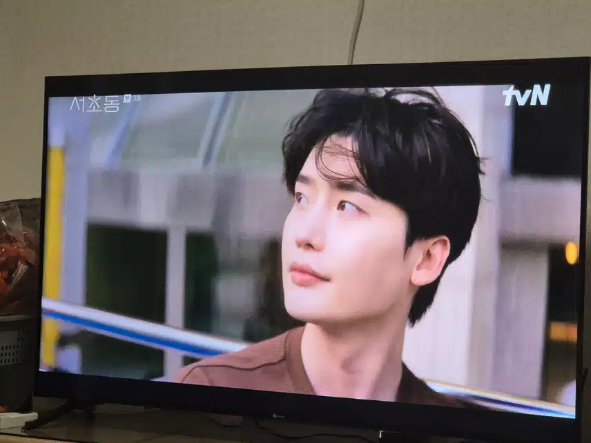 안주형과 강희지 여행지에서의 우연이 로맨틱하네요