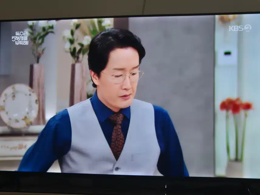 독고탁은 정말 정신을 못차리네요.왜저럴까요