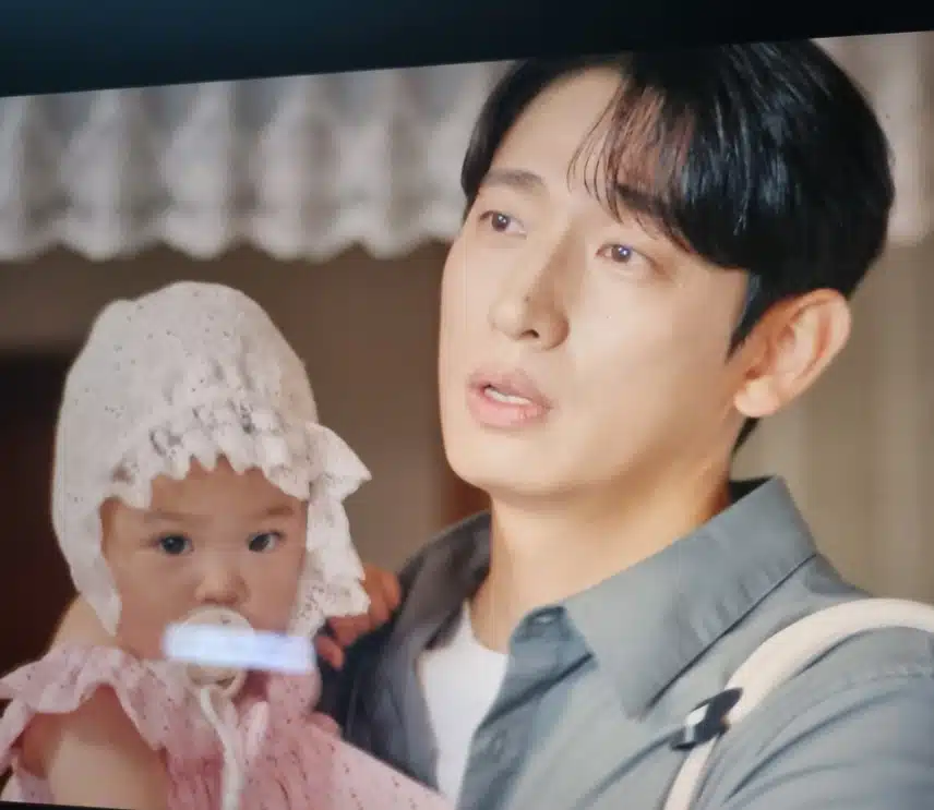 독고탁이 경찰서에 불려가  걱정하는 세리와 범수 