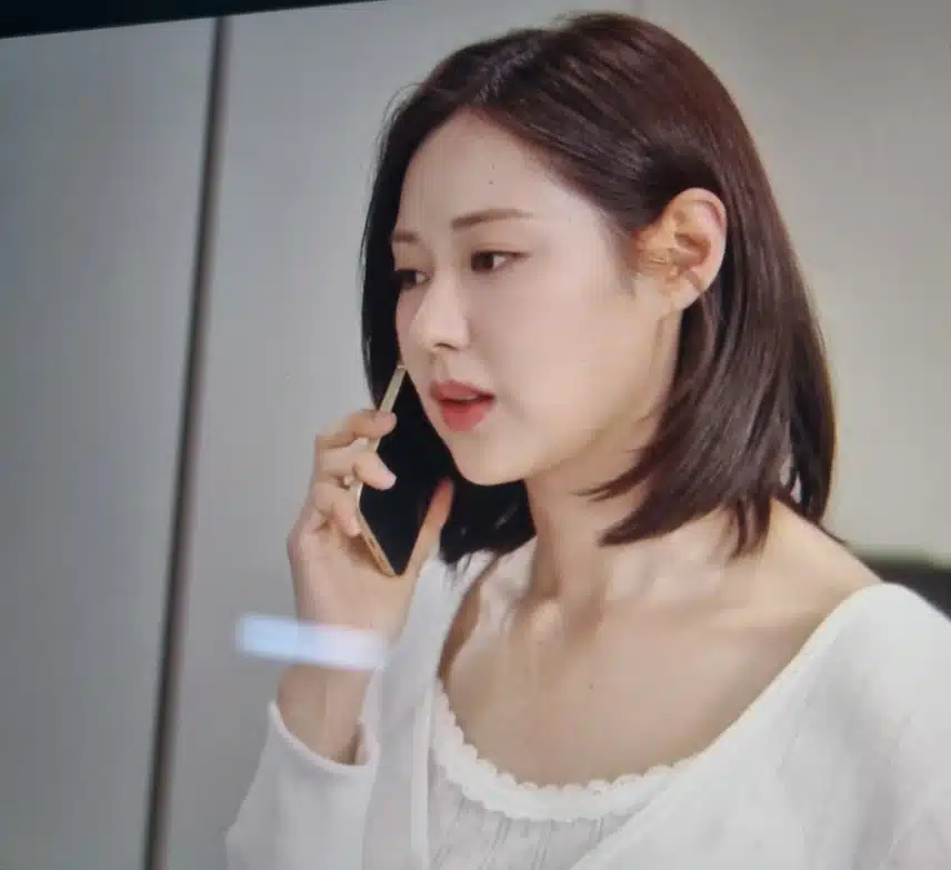 독고탁이 경찰서에 불려가  걱정하는 세리와 범수 