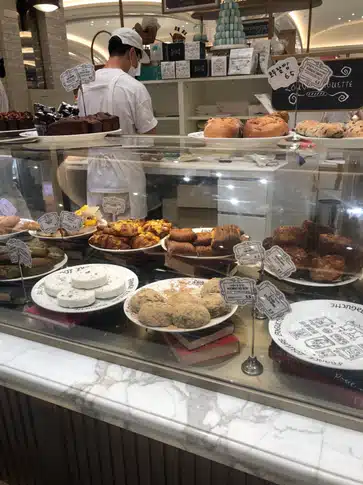 더운날엔 백화점 쇼핑도 좋은거 같아요~~