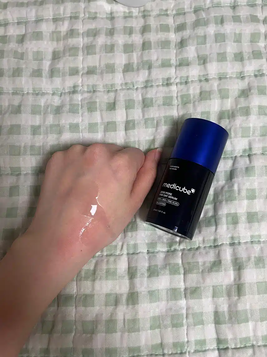 이번 여름 BEST템 3가지 (일리윤 세라마이드 아토 수딩 젤, 메디큐브 제로 모공 원데이 세럼, 체이싱래빗 올 어바웃 글로우 톤업 크림)