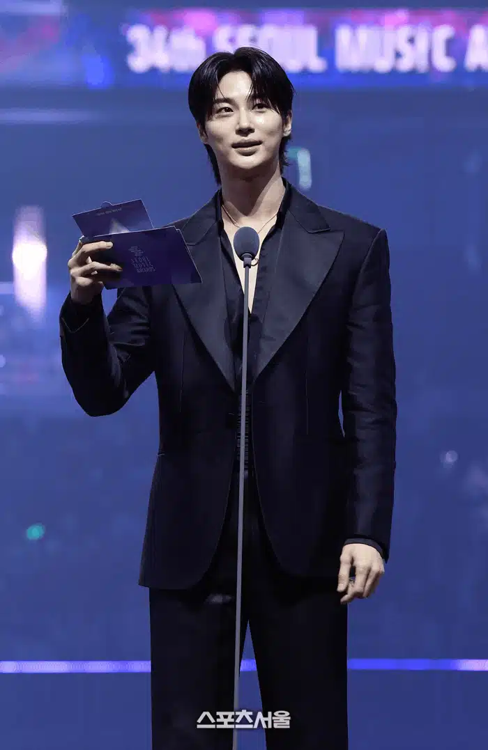 서울가요대상에서 멋짐 터지는 변우석 비주얼