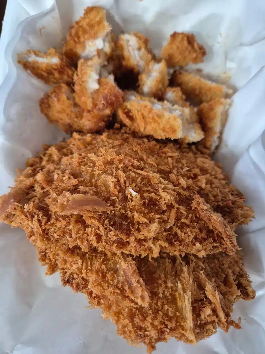 아파트 장터표 세가지 돈가스~