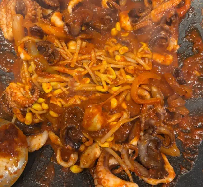 쭈꾸미달인 매콤한 쭈꾸미가 맛있어요