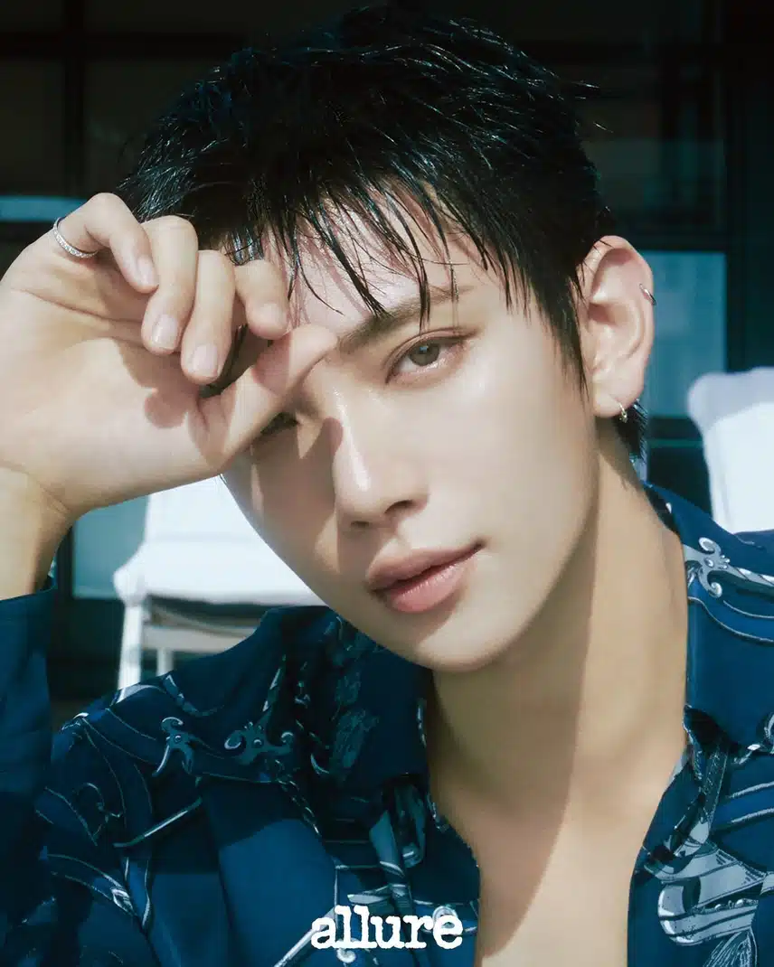 Joshua Allure Korea edisi Agustus penuh dengan ketampanan