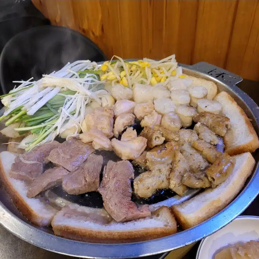 기운 빠지는 여름에는 소곱창이 딱이죠. 포항 황소곱창