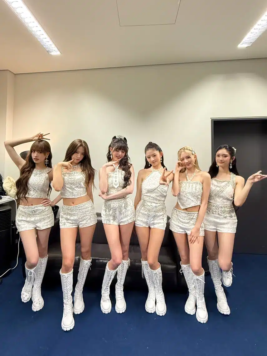 베를린 롤라팔루자 무대한 아이브 단체사진