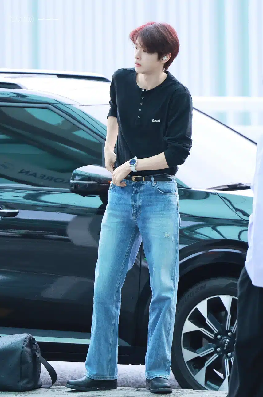 기본템만 입어도 모델같은 성찬이, 공항 패션이 너무 멋지네요