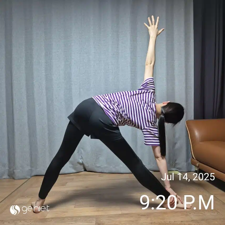 하루를 기분좋게 마무리 하는 운동으로 요가를 추천합니다