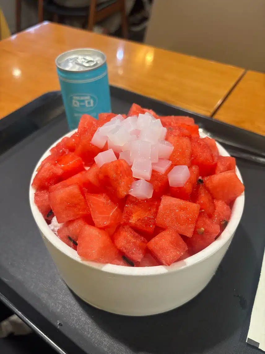 설빙 신상 빙수 후기에요~~! 수박듬뿍화채설빙 먹어본 솔직 리뷰