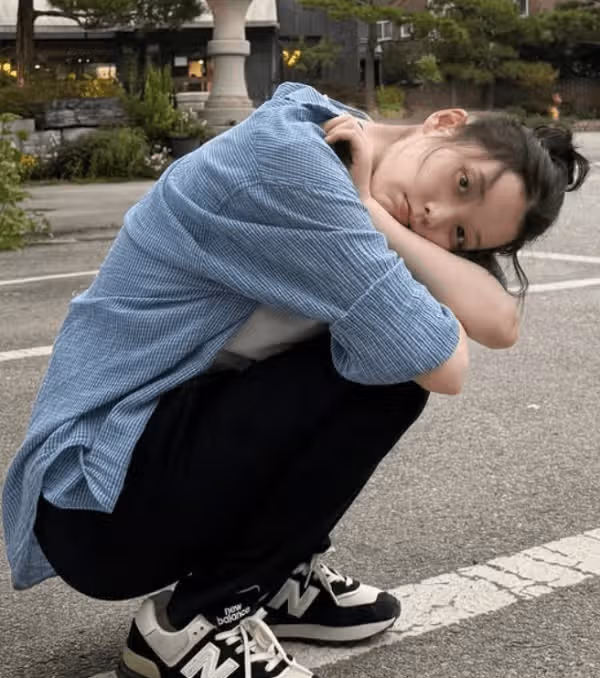 쌩얼도 자연스럽고 너무 이쁜 아이유님