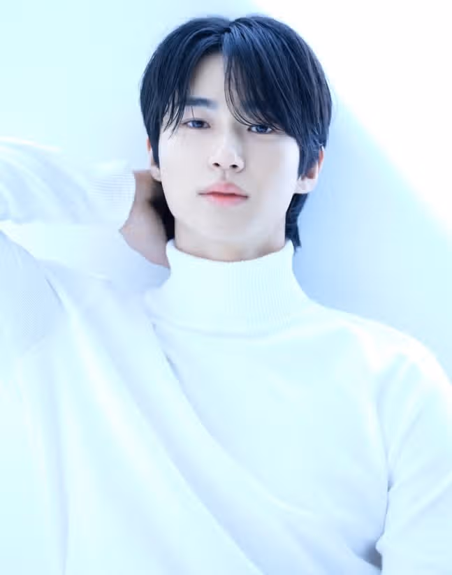 ☘️변우석, 고액 기부자 모임 위촉 “따뜻한 마음 나눌 것”
