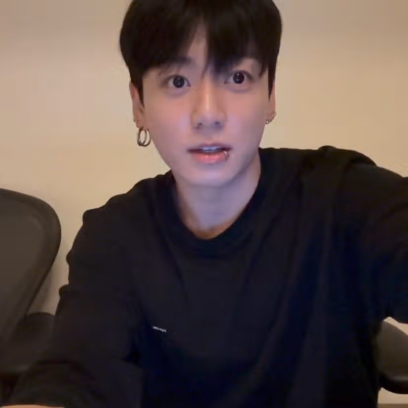 같은 날이라고 해도 믿을듯한 정국의 2년전과 현재