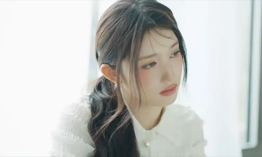 화보찍는 모습이 인간 복숭아같은 아이브 이서