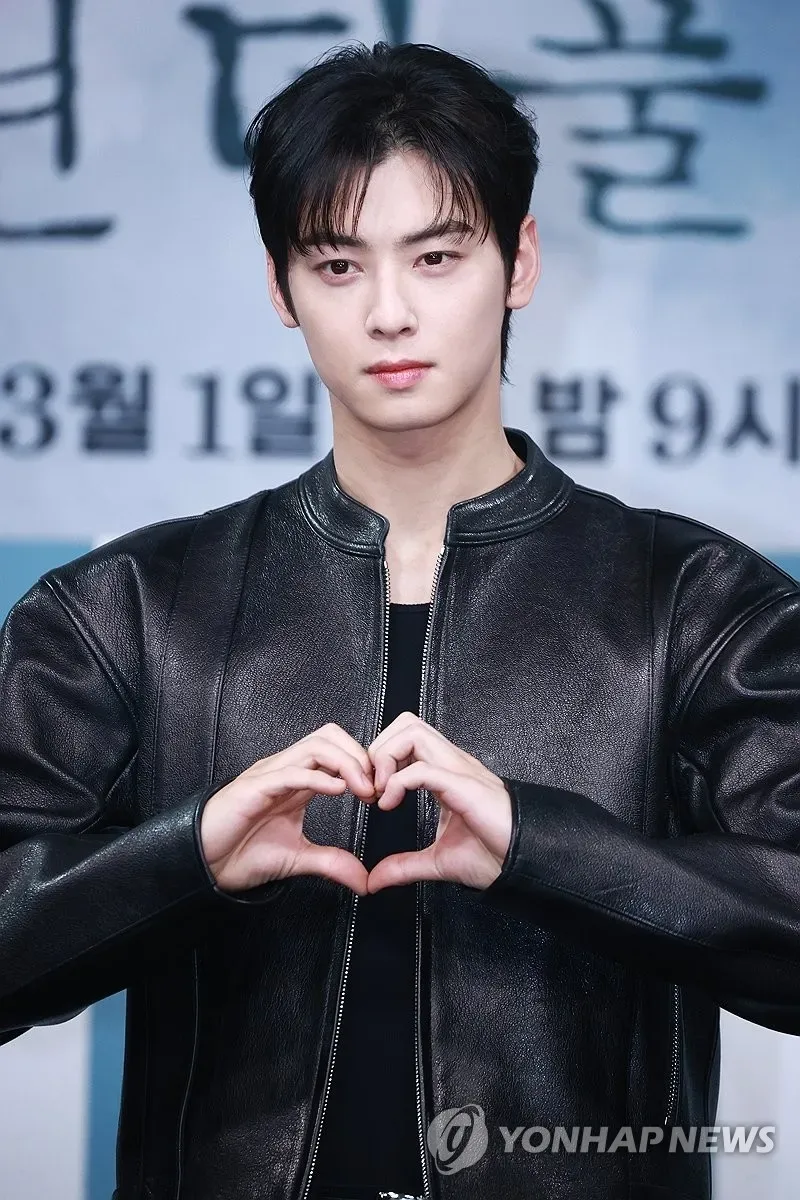 차은우님이 입대후에 앨범 발매한다네요