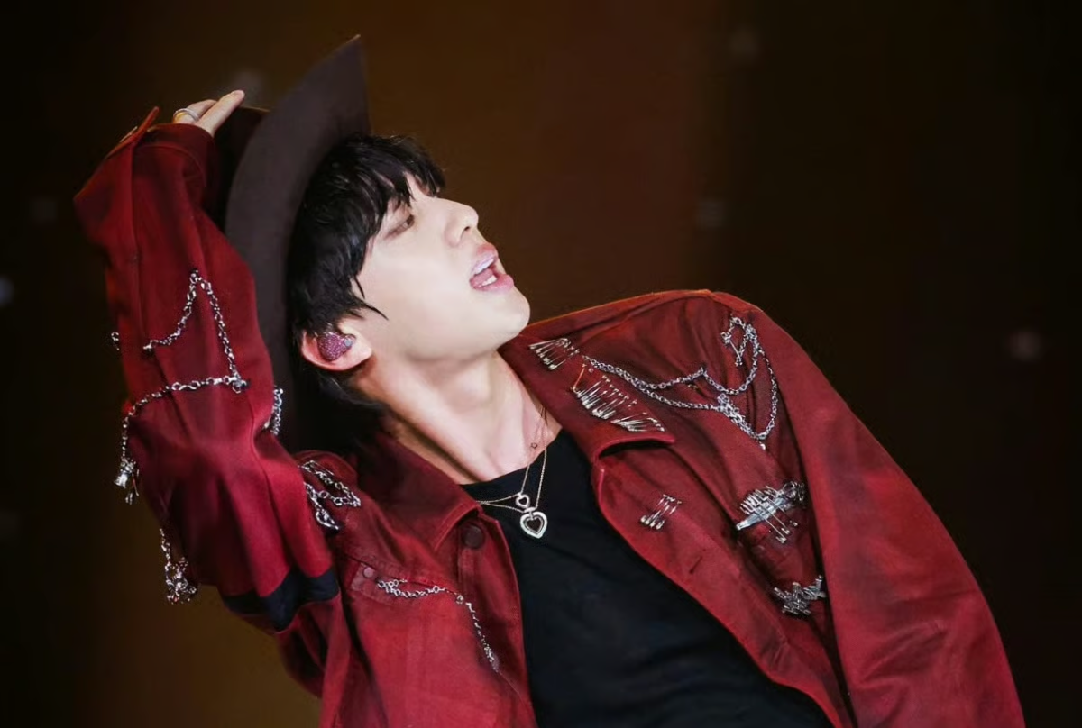 BTS 진님이 1면에 담은 일본 신문 조차 품절이랍니다!