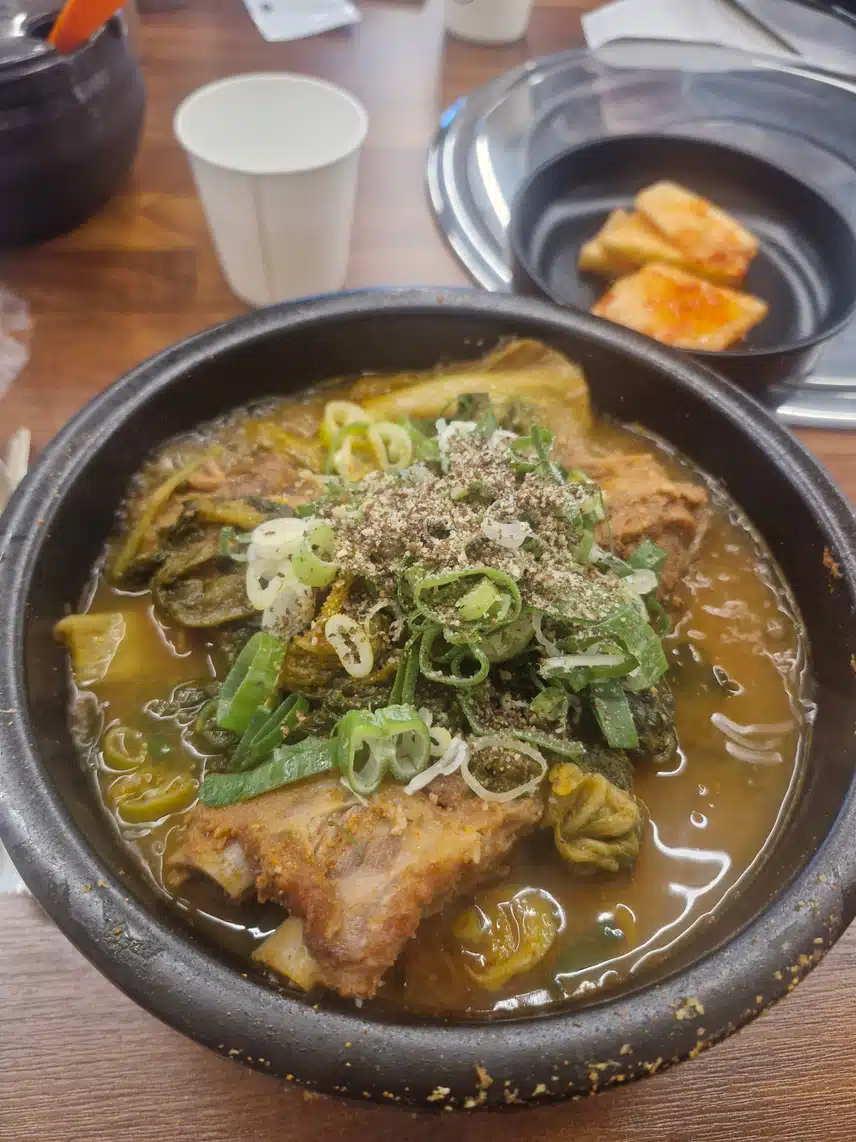 피로회복과 기력보충에  뼈김자탕~ 최고네요