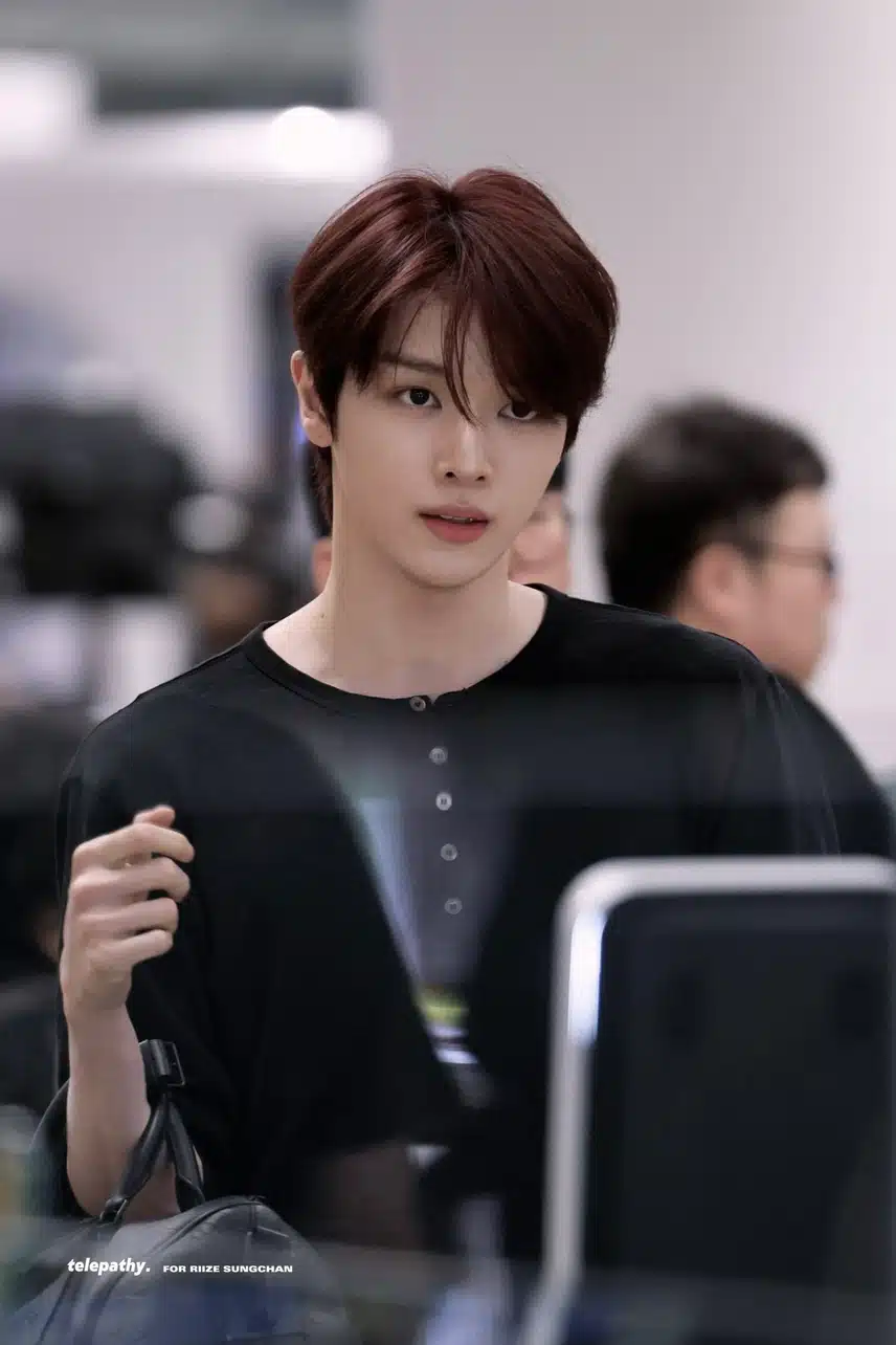 성찬 와인색 머리도 잘 어울려요
